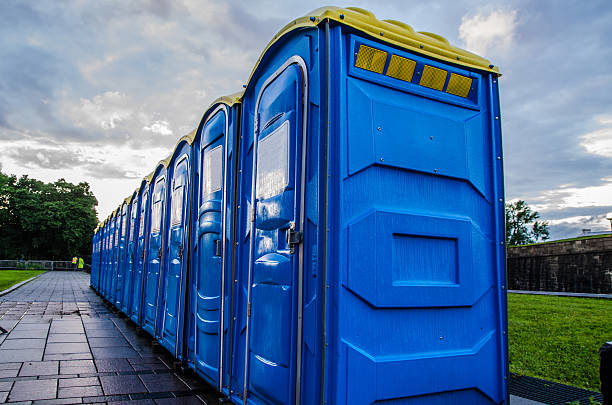 Best Porta potty delivery and setup  in Artesia, CA