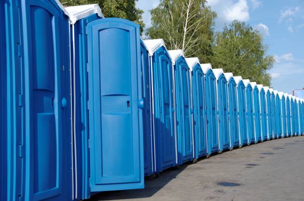 Best Emergency porta potty rental  in Artesia, CA